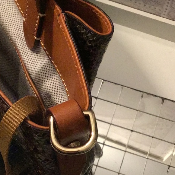 Dooney & Bourke Snake Skin Bag - Picture 14 of 16